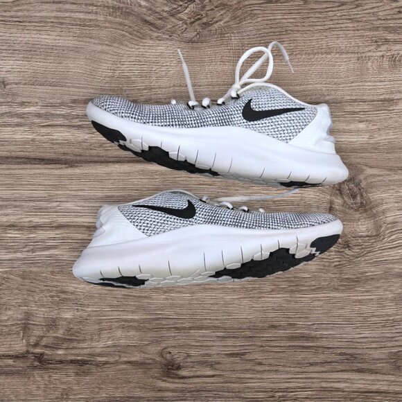 NIKE Free Run Fly Knit Gray Black Running Athletic Sneakser 2018 Womens Size 7.5 - Picture 1 of 9